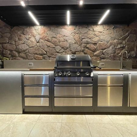 Luxury Suite By The Pool Ейлат Екстер'єр фото