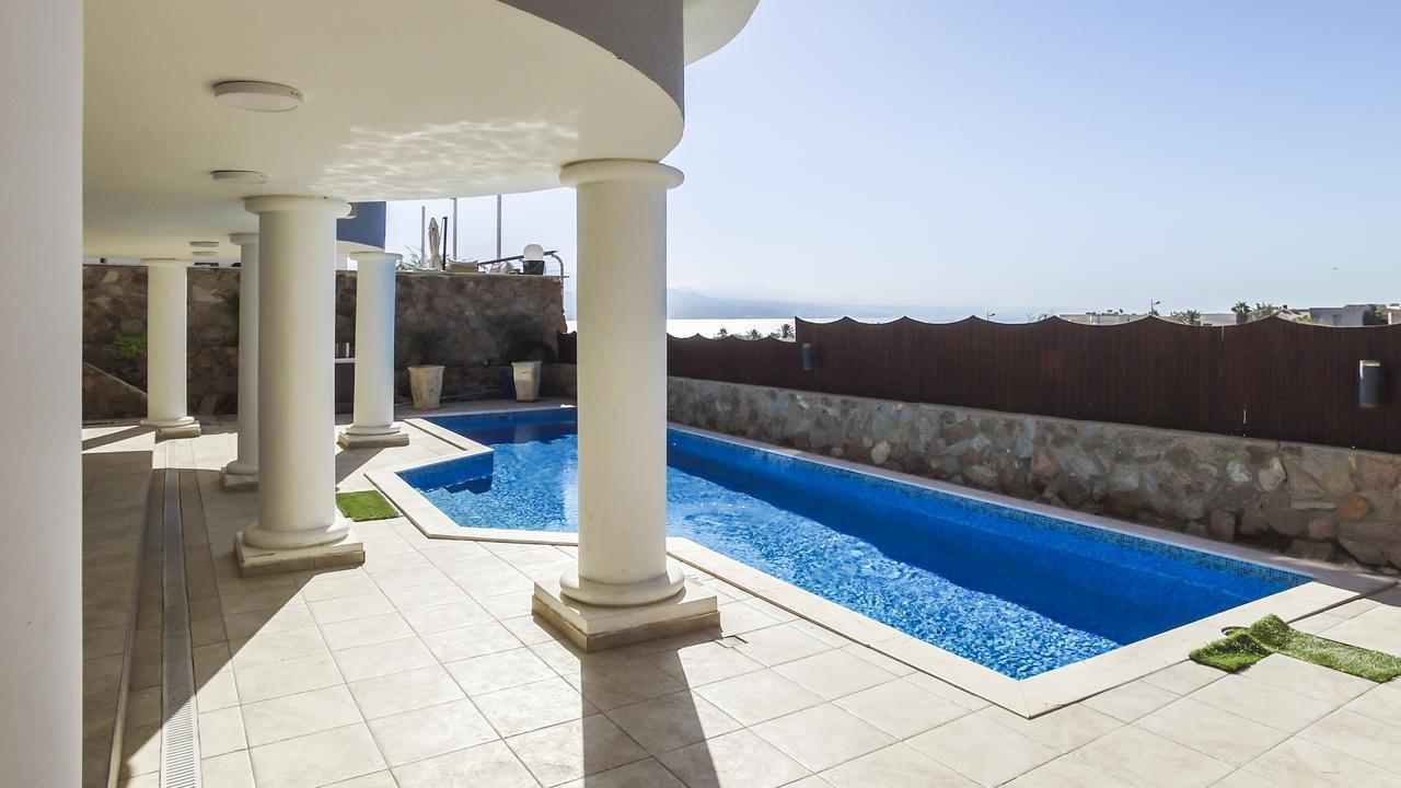 Luxury Suite By The Pool Ейлат Екстер'єр фото