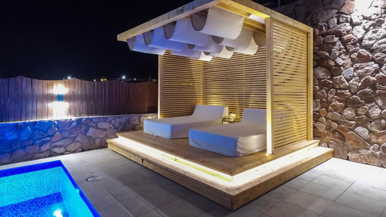 Luxury Suite By The Pool Ейлат Екстер'єр фото